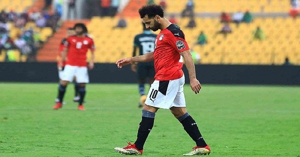 هجوم شرس على محمد صلاح: عديم الفائدة بدون ليفربول