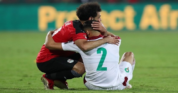 حكيمي يوجه رسالة مؤثرة للجماهير المغربية