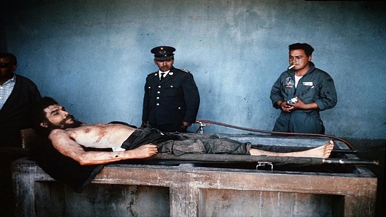 وفاة الضابط البوليفي قاتل تشي غيفارا