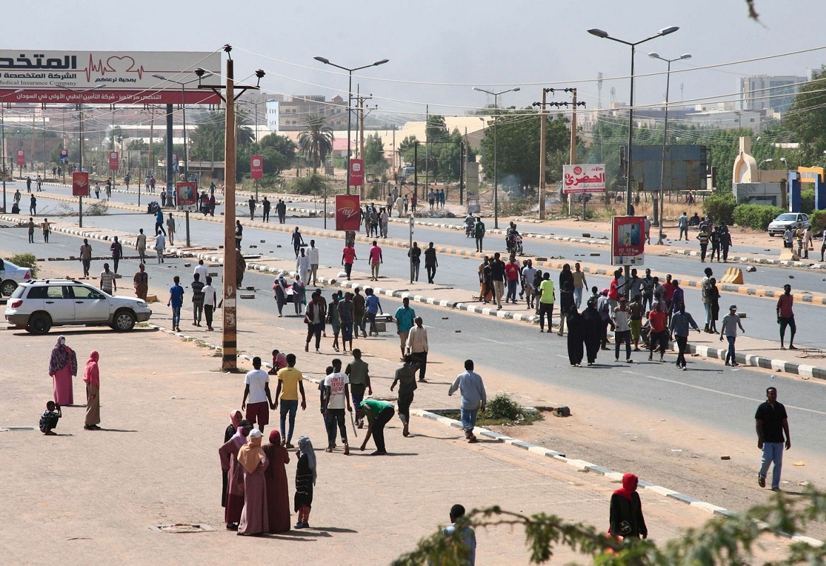 واشنطن تدعو الجيش السوداني إلى التراجع عن تولي الحكم