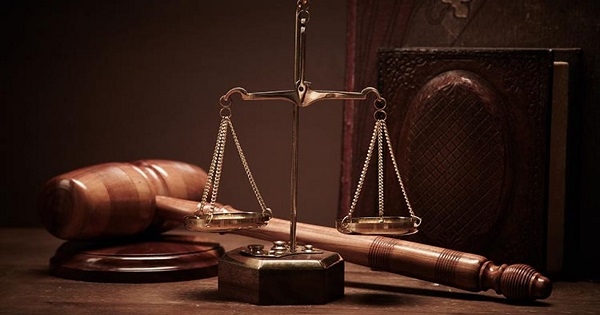 عاجل وخطير- القضاء يتدخل بعد اتهام المكشر للنادي الإفريقي بالتدليس