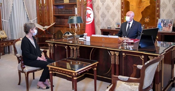 الحكومة التونسية أمام تحدي الاتفاق مع الجهات المانحة لاحتواء الأزمات الاجتماعية