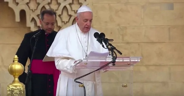 Le pape François, Macron, Jack Lang…ils ont rendu hommage au petit Rayan