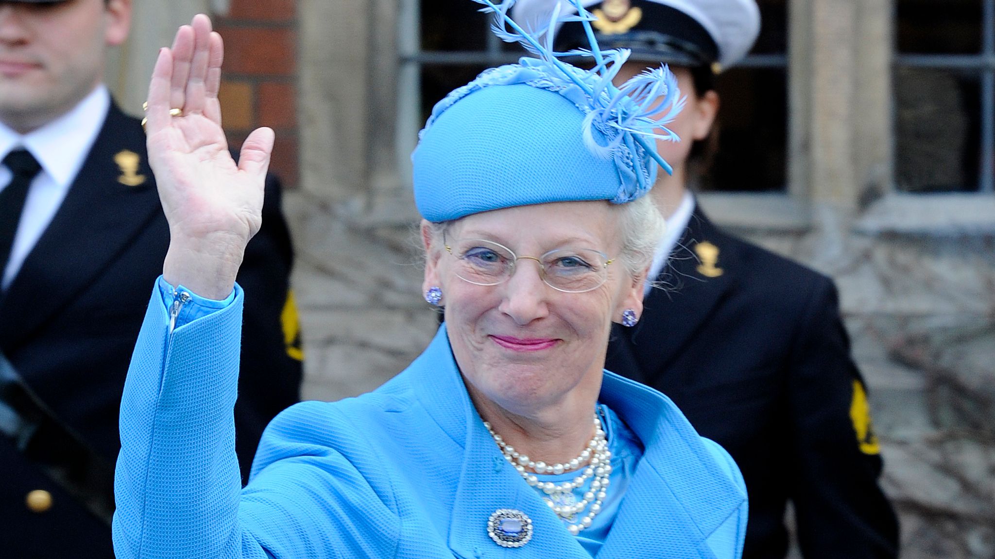 مفاجأة العام: ملكة الدنمارك تعلن عن تنازلها عن العرش