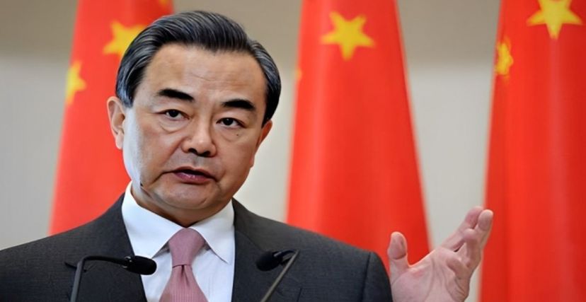 زيارة وزير الخارجية الصيني إلى مصر وتونس: تعزيز العلاقات الثنائية والتعاون الإقليمي