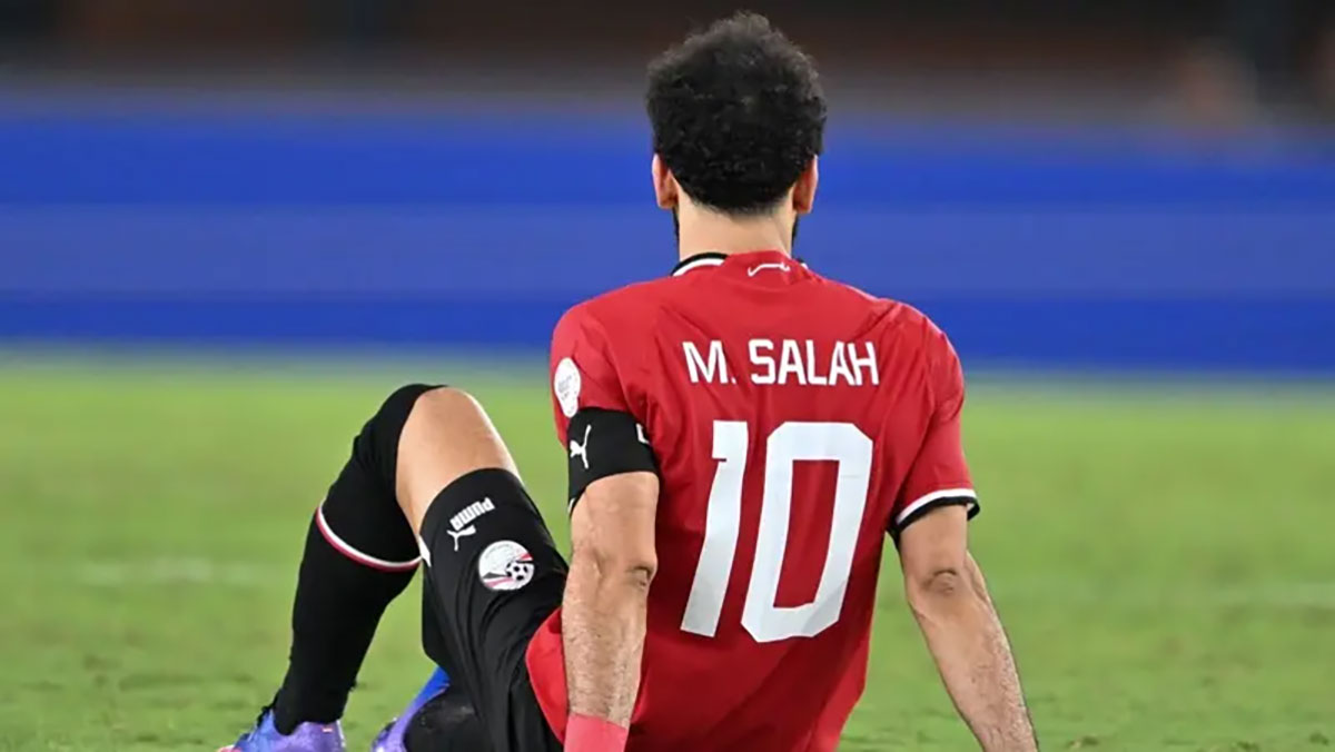 إصابة محمد صلاح تثير القلق في صفوف المنتخب المصري