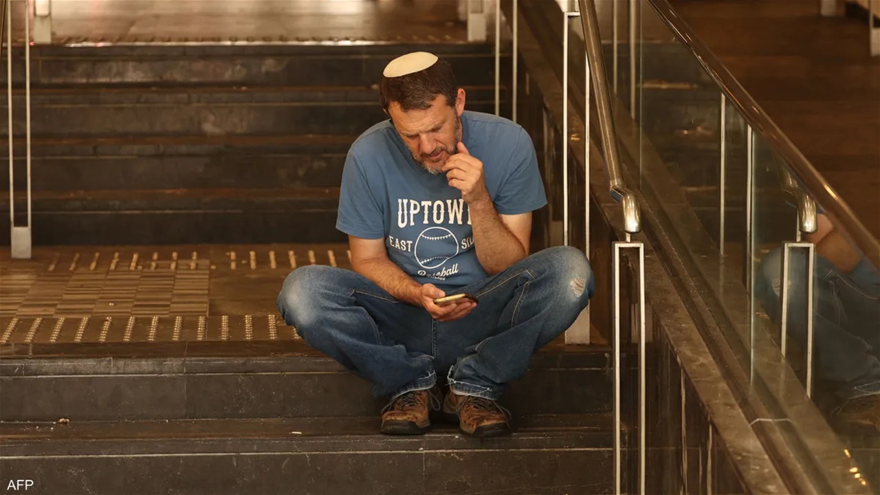 موجة تهديدات سيبرانية تضرب إسرائيل: رسائل نصية تحمل بيانات شخصية وروابط مشبوهة