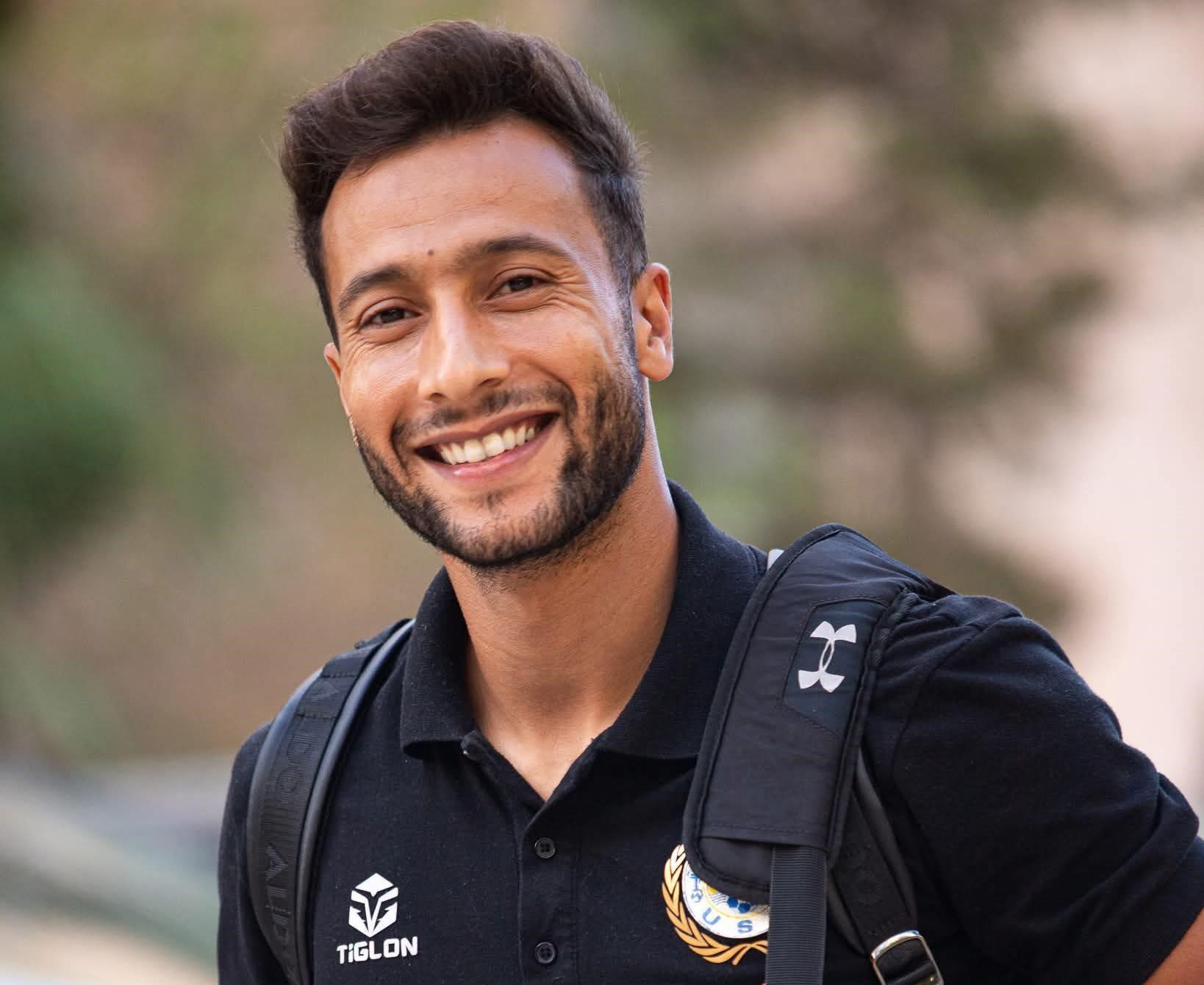 الحرزي يحسم قراره: رفض العراق وعيْنُه على النادي الإفريقي