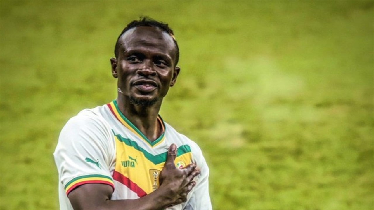 ساديو ماني يمنع فضيحة في نهائي أفريقيا: أعاد السنغال من الانسحاب احترامًا للقارة والجماهير