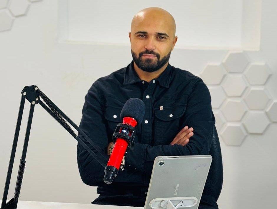 فيصل العروسي في استوديو "L’Avant Match" على ديوان سبور: خبرة تكتيكية تُحيي شغف الجماهير