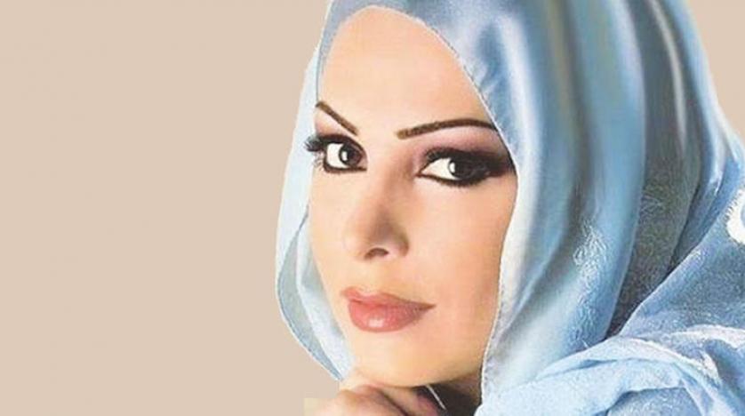 جدل: أمل حجازي تظهر دون حجاب بعد سبع سنوات من اعتزالها