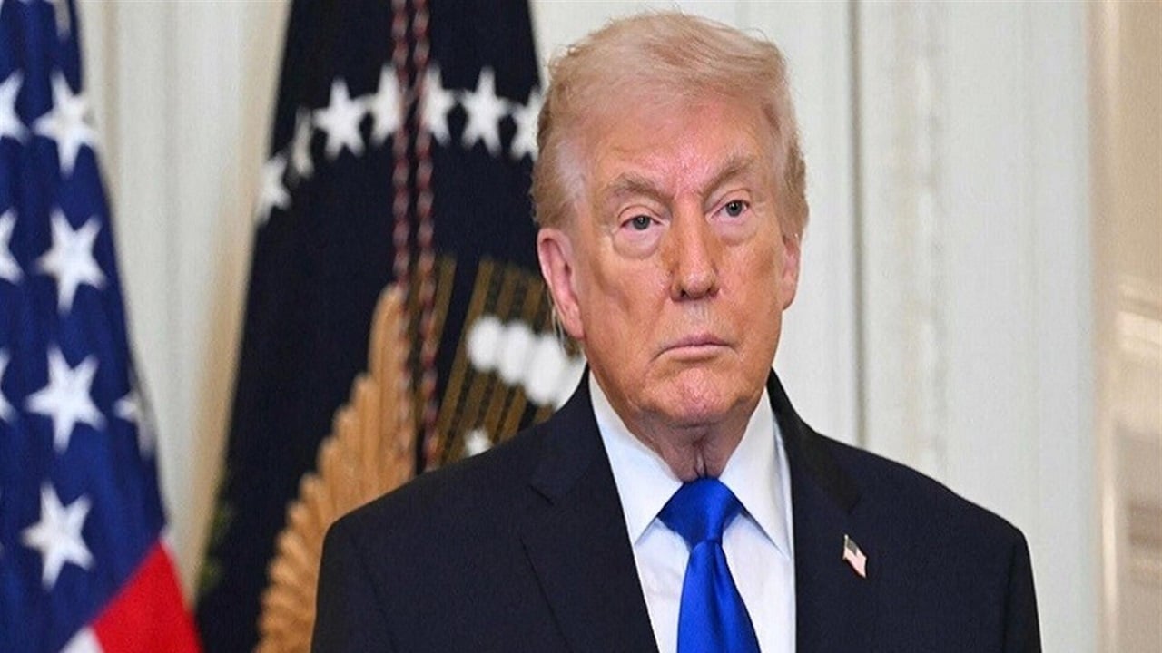 ترامب يفجّر مفاجأة: “حسمنا الحرب بالكامل”… و10 ناقلات نفط من إيران تغيّر قواعد اللعبة