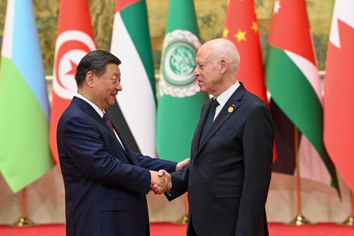 تعزيز الشراكة الاستراتيجية، رئيس الجمهورية قيس سعيد يلتقي الوزير الأول الصيني في بكين