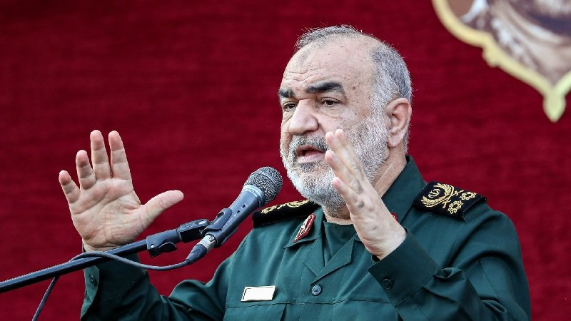 🔥 قائد الحرس الثوري الإيراني يتوعد: "سنفتح أبواب الجحيم على إسرائيل وأمريكا!"