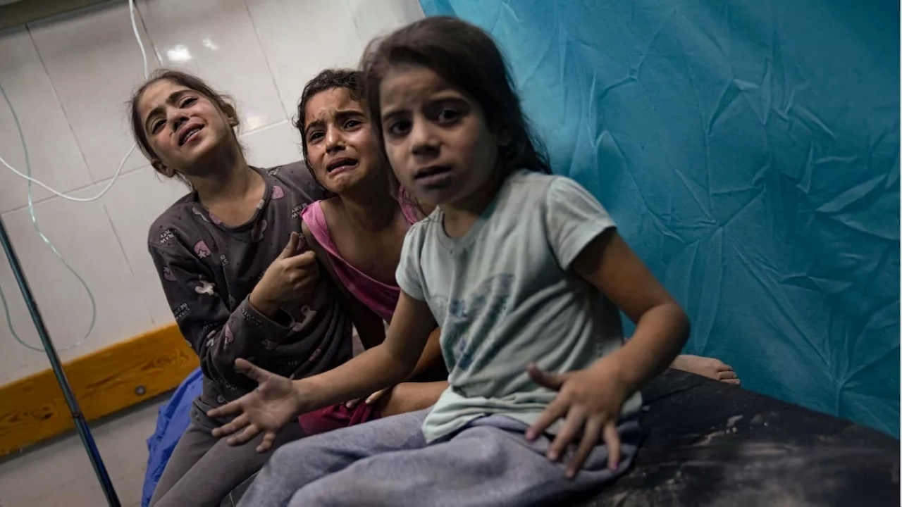 تصاعد الأزمة الإنسانية في غزة: الأطفال يعانون من العنف والفقر الغذائي