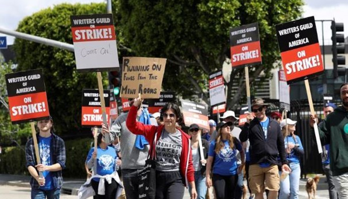 هوليوود على شفا هاوية: مفاوضات حاسمة لتجنب إضراب مدمر في صناعة الترفيه