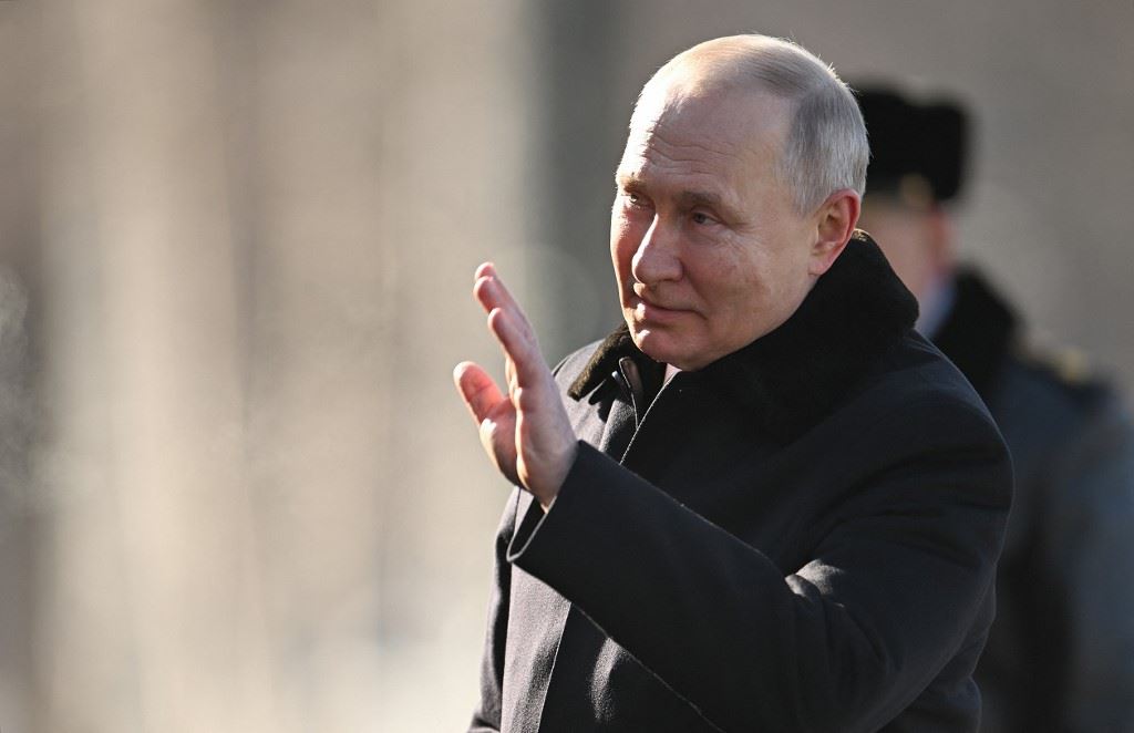 أوكرانيا تطالب بتوقيف بوتين ومسؤول روسي بارز أمام المحكمة الجنائية الدولية