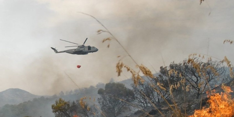 عمليات إنقاذ بطابع البطولة: الجيش الوطني يتدخل لإنقاذ أهالي منطقة ملولة من الحرائق المدمرة