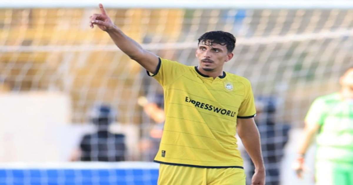 🔥 الطيب بن زيتون: هداف البطولة الأسبق في مفاوضات مع الإفريقي !