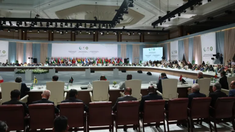 القمة العربية الإسلامية في الدوحة تدين العدوان الإسرائيلي الغاشم: تهديد مباشر لسلام المنطقة