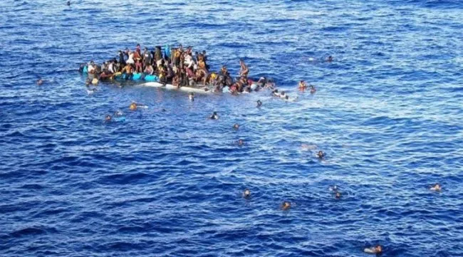 مأساة بحرية جديدة: فقدان قارب تونسي بمهاجرين بينهم نساء وأطفال