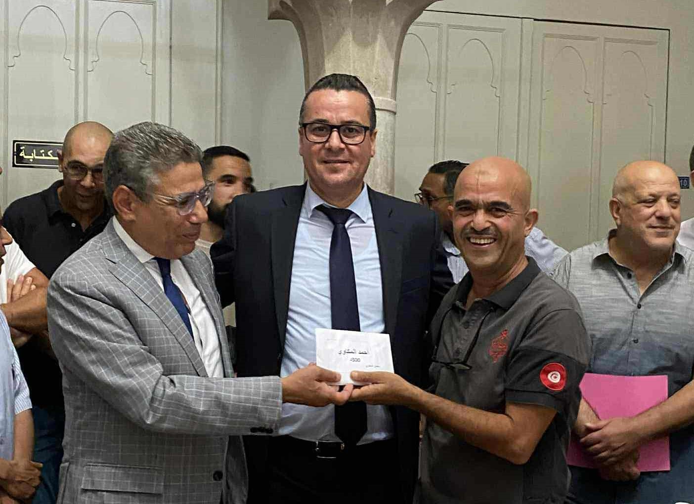 الوكالة الوطنية للتبغ والوقيد تحتفل بيوم العلم وتكرّم أبناء أعوانها