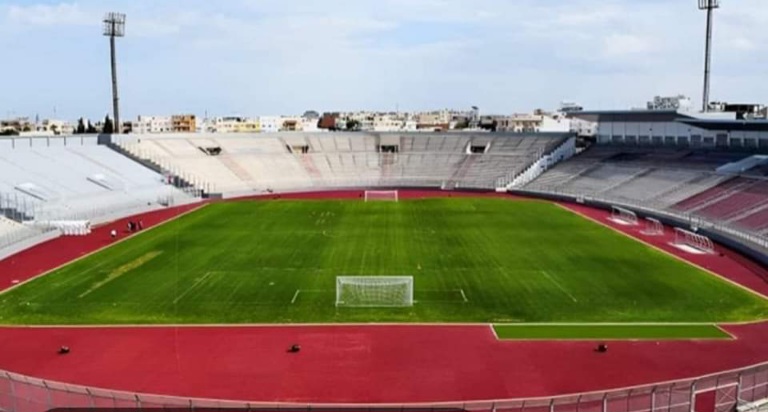 شغب جماهيري يثير الفوضى بمباراة النجم الرياضي الساحلي وأهلي مدني السوداني بسوسة