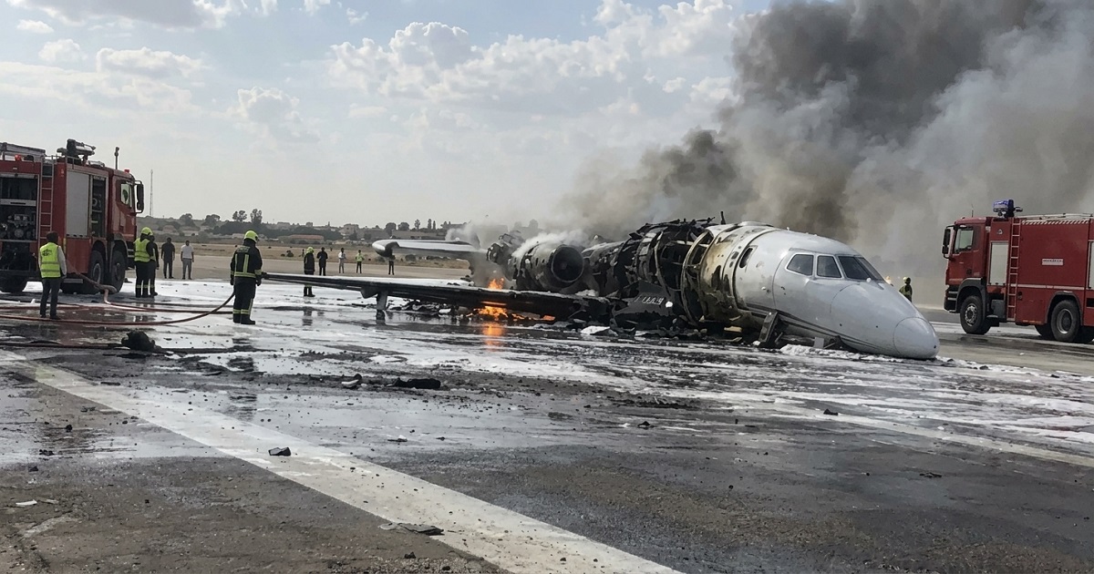 إغلاق المجال الجوي في ليبيا بعد تحطم طائرة خاصة بمطار مصراتة