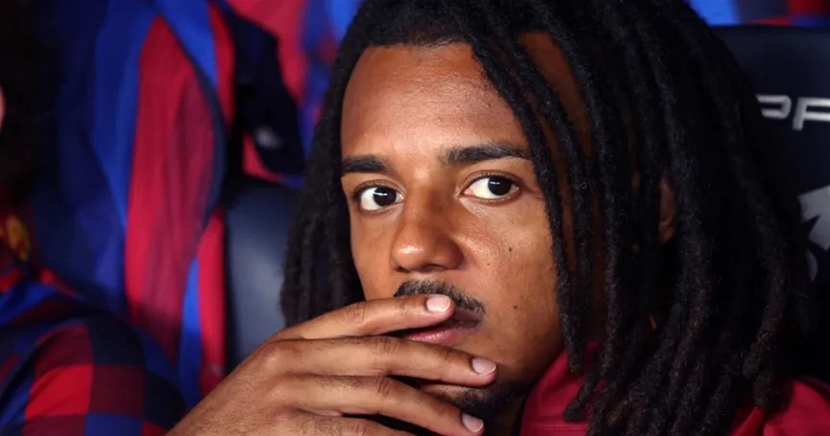 كوندي أمام موقف غير مسبوق في برشلونة.. 3 مباريات على مقاعد البدلاء