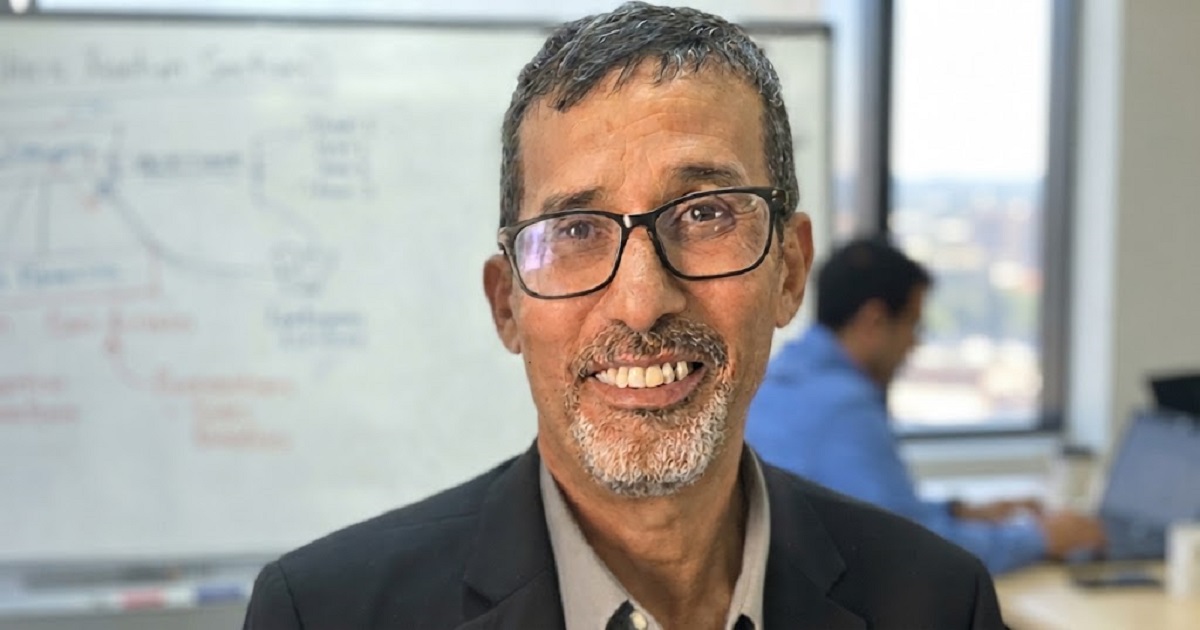 الأستاذ الجامعي في الفلسفة الناصر المكني… العقلانية وقنديل الحكمة في الجامعة التونسية
