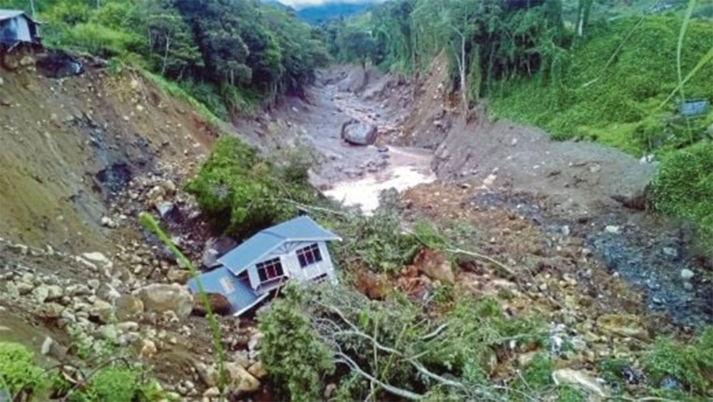 زلزال ضعيف يهز مياه شرق ولاية صباح الماليزية، وتحذيرات من هطول أمطار وعواصف
