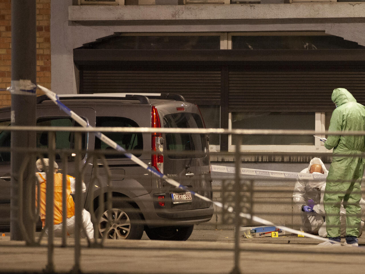 تفاصيل جديدة عن منفذ هجوم بروكسل تكشف عن تقصير سلطات بلجيكية واستقالة وزير العدل