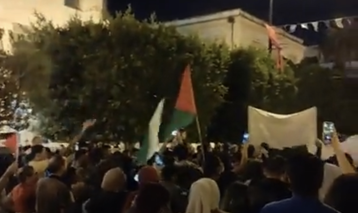 مظاهرة حاشدة في العاصمة تنديدًا بالقصف الإسرائيلي على غزة والإشاعات حول عملية برية