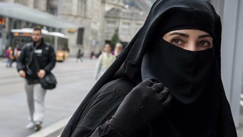 البرتغال على خطى أوروبا... البرلمان يصوّت على حظر النقاب في الأماكن العامة