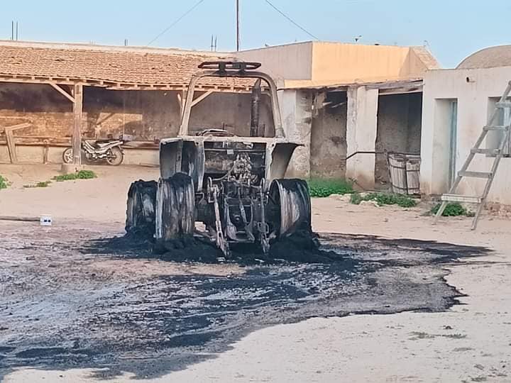 النيابة العمومية بصفاقس 2 تفتح بحثًا تحقيقيًا في حادث إضرام النار في جرارين فلاحين