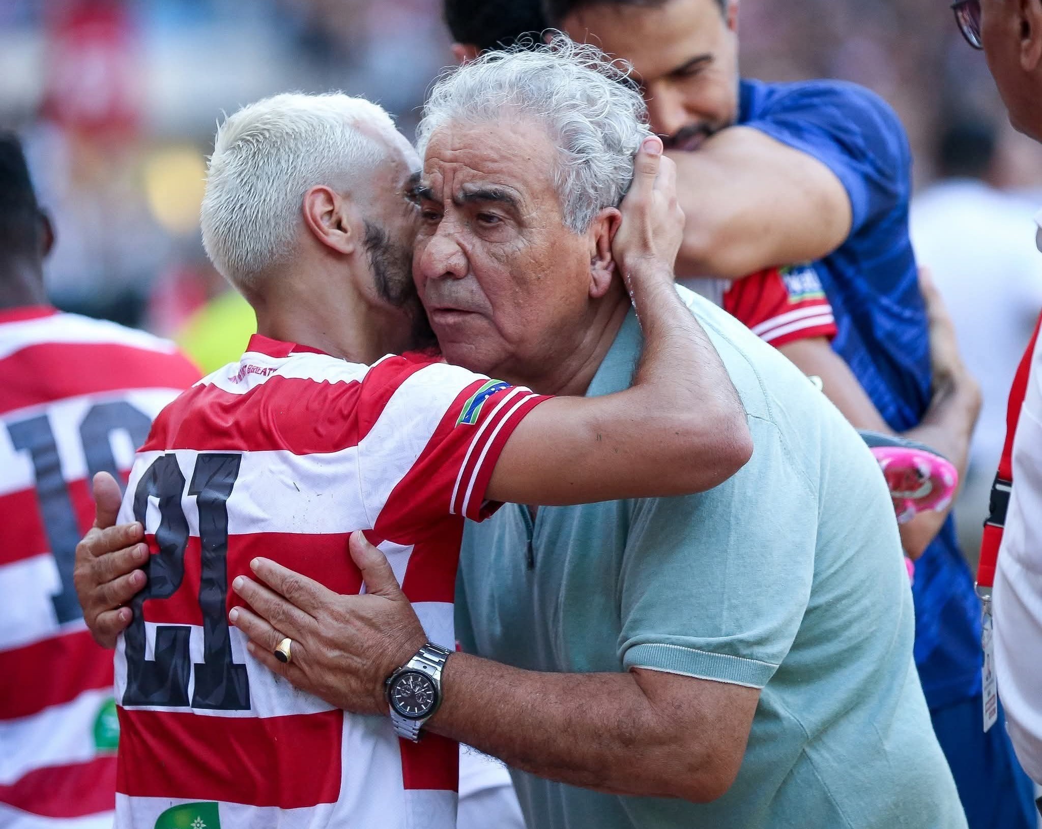 رسمي- انفجار مفاجئ في النادي الإفريقي: البنزرتي يرحل فجأة