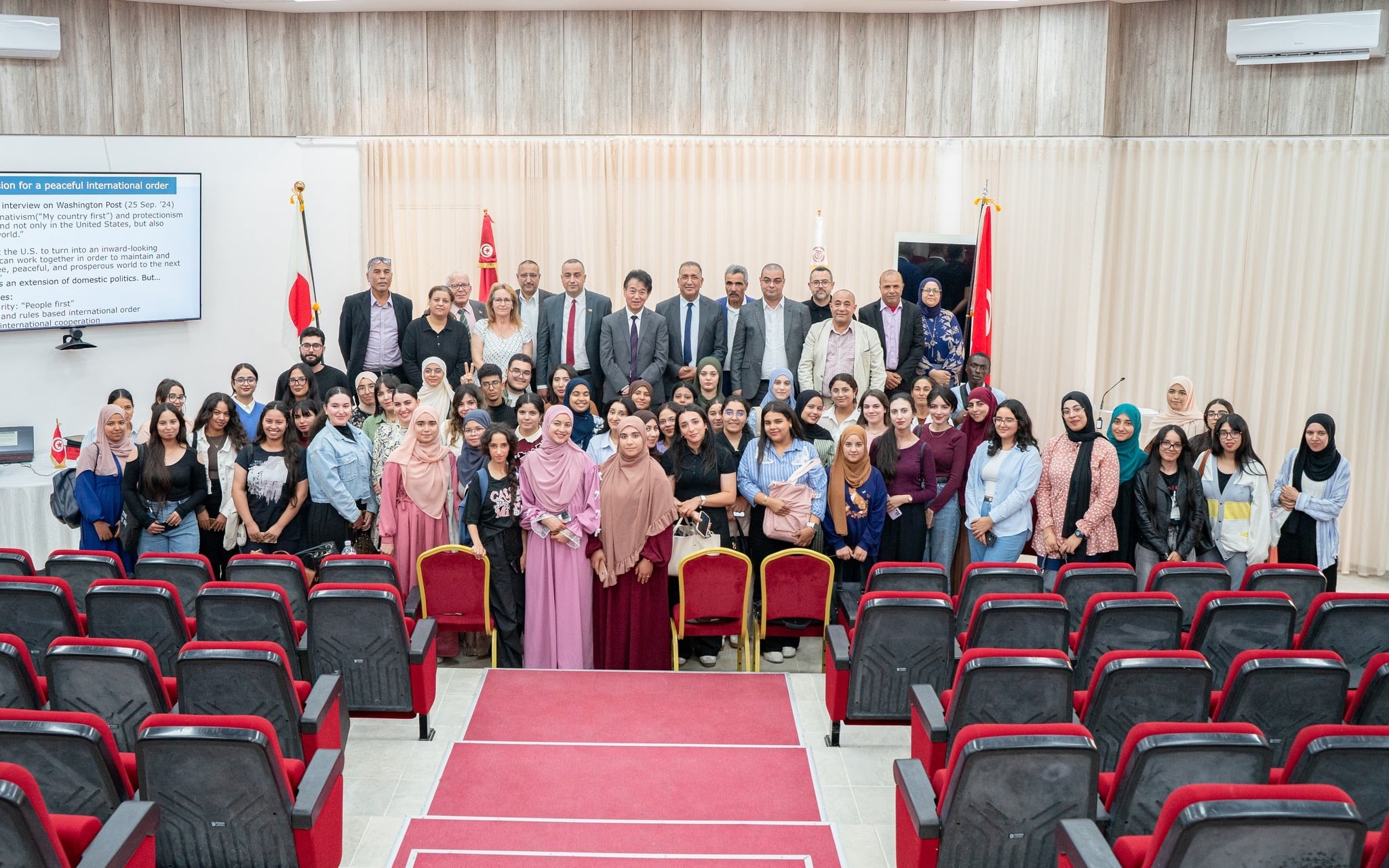 جامعة جندوبة تتألّق عربيًا… وتتقدّم بثبات نحو مصافّ الجامعات الرائدة