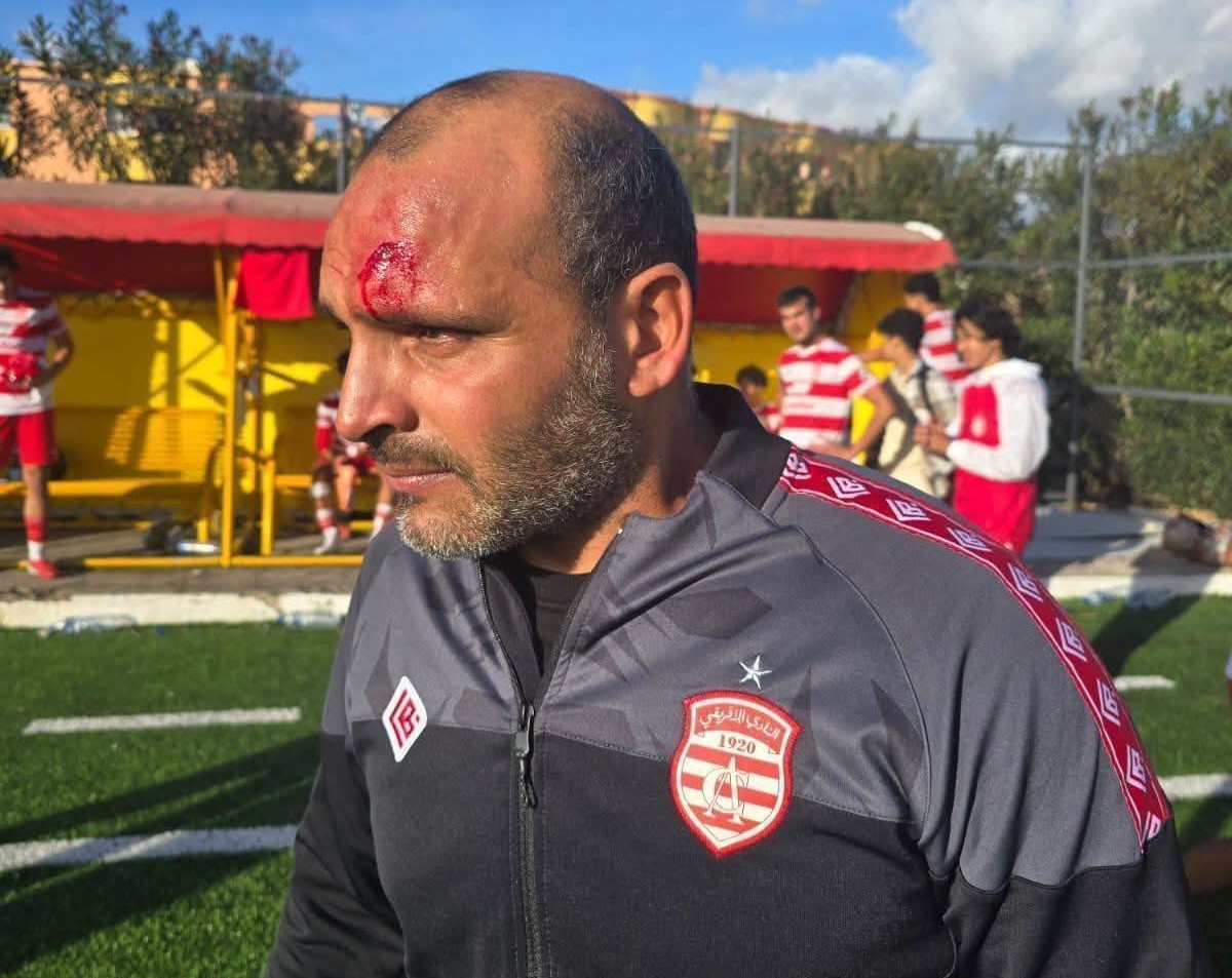 فضيحة دربي العاصمة للأواسط: اعتداءات خطيرة من لاعبي وجماهير الترجي في الحديقة “ب”... ولاعبو الإفريقي يُنقلون إلى المستشفى!