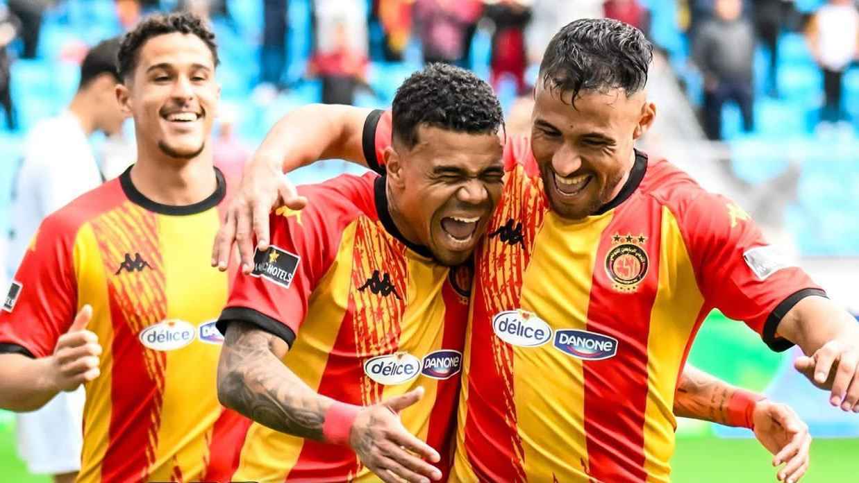 غربلة في بيت الترجي: الكنزاري يستبعد ثلاثة لاعبين قبل معسكر الحسم