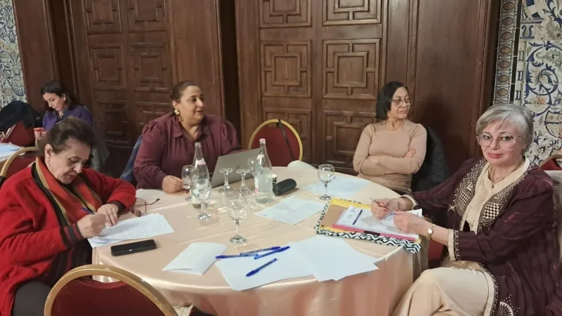 من القيروان… نساء تونس يرفعن سقف المطالب الاجتماعية ويضعن العدالة المناخية في صلب النقاش