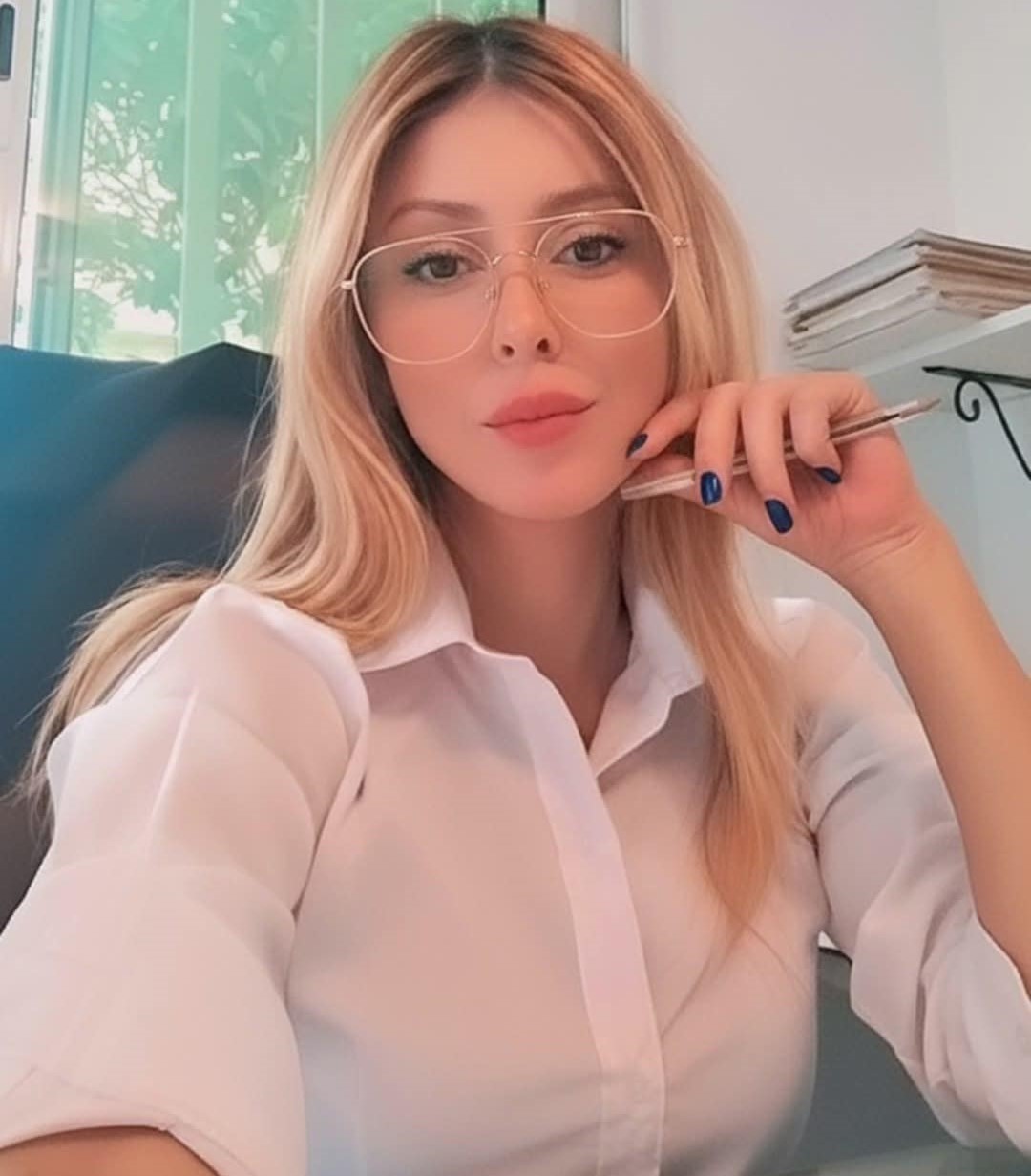 سيرين ساسي… عندما يلتقي القانون بالجمال