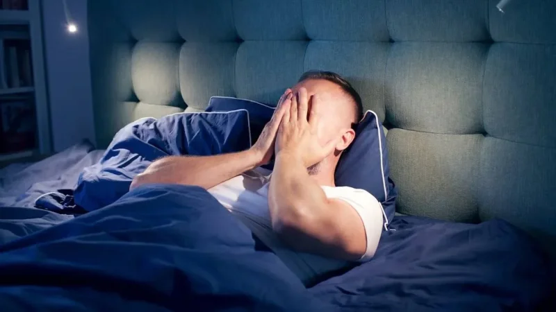 النوم يبدأ من الأمعاء: كيف تتحكم ميكروبات الجهاز الهضمي في راحتك الليلية