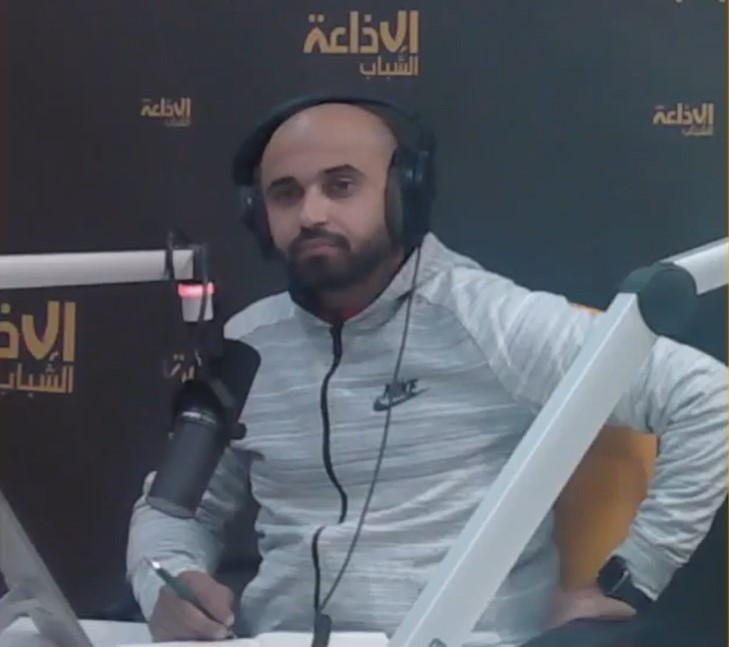 فيصل العروسي: العين الذكية للكرة الإفريقية من استوديوهات الإذاعة الوطنية