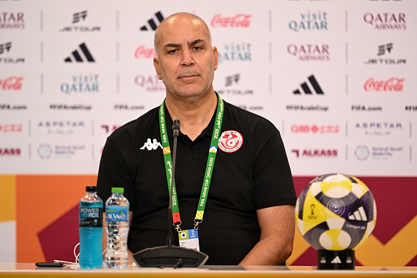 «راسي صحيح ولن أستقيل»… سامي الطرابلسي يشعل الأجواء قبل موقعة الحسم أمام تنزانيا