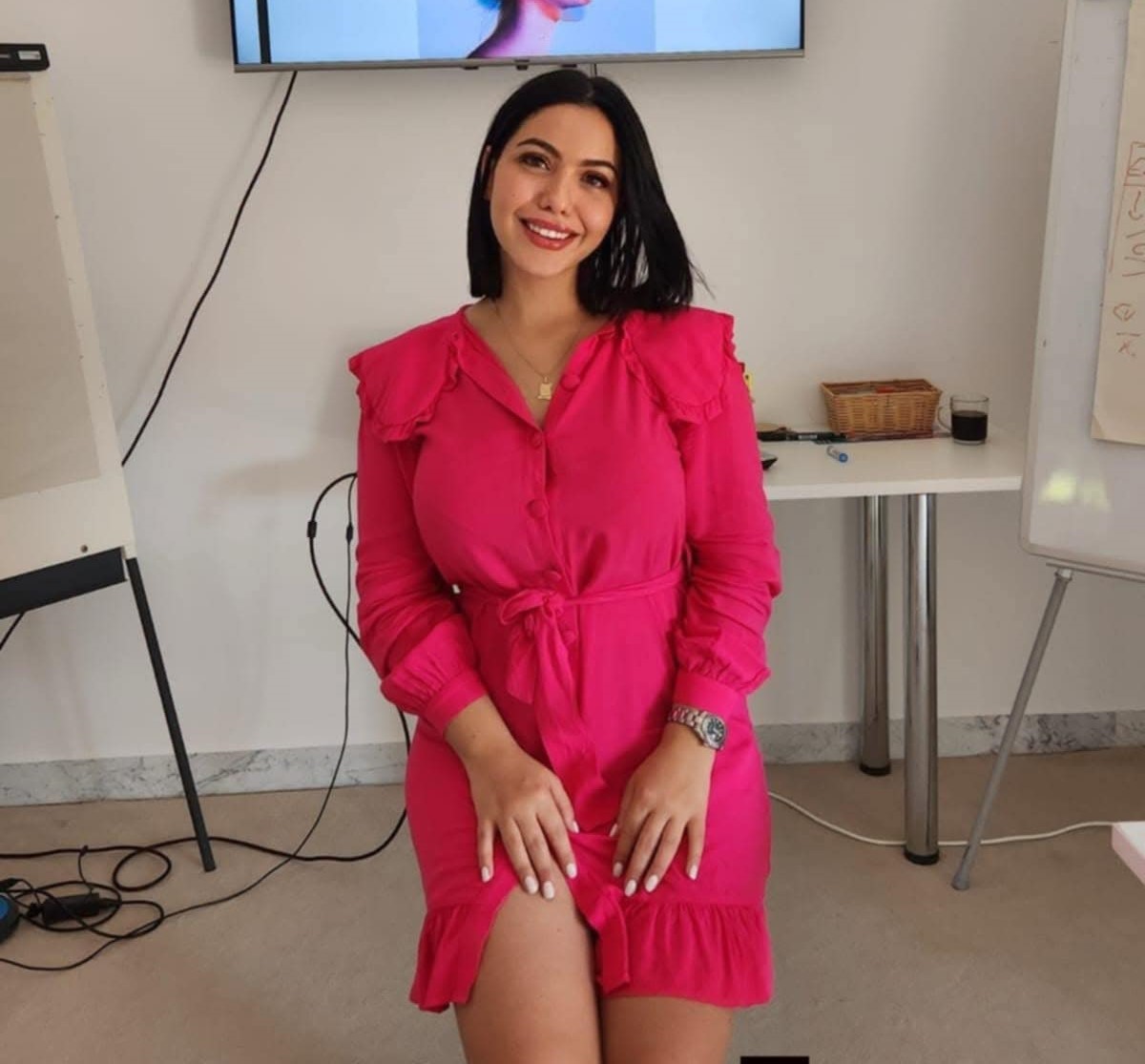 مرام الزمرلي تعود بقوة إلى موجات الإذاعة وتفرض حضورها المؤثر