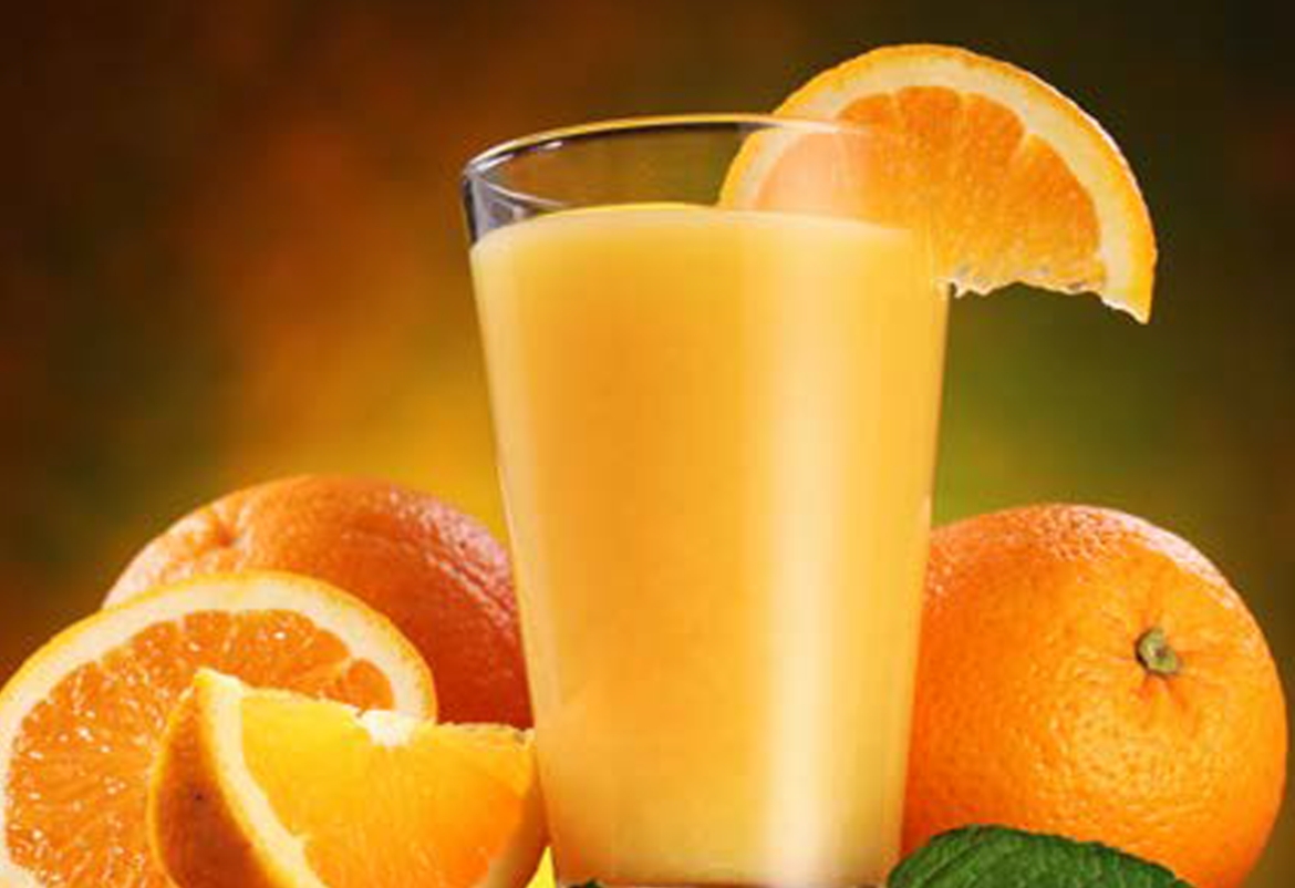دراسة: عصير البرتقال يقي من "الخرف المبكر"