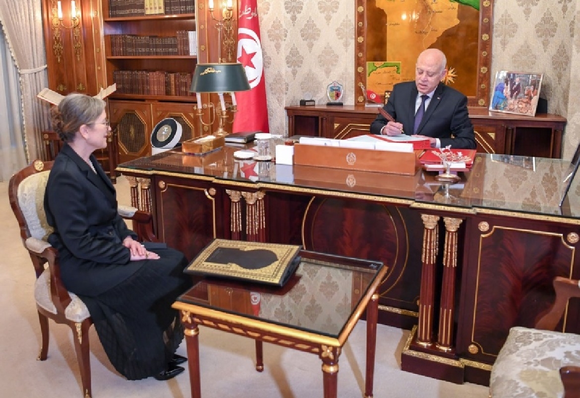 هل ستتحمّل حكومة بودن أخطاء الحكومات السابقة في تونس؟