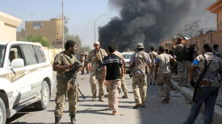 مروحيات قتالية أميركية لضرب داعش في ليبيا