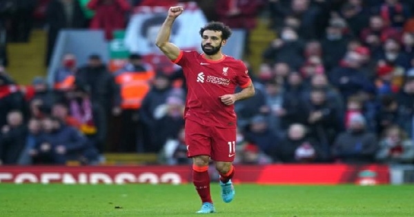 ليفربول يحدد قيمة بيع محمد صلاح ومنافسة بين برشلونة وسان جيرمان لضمه