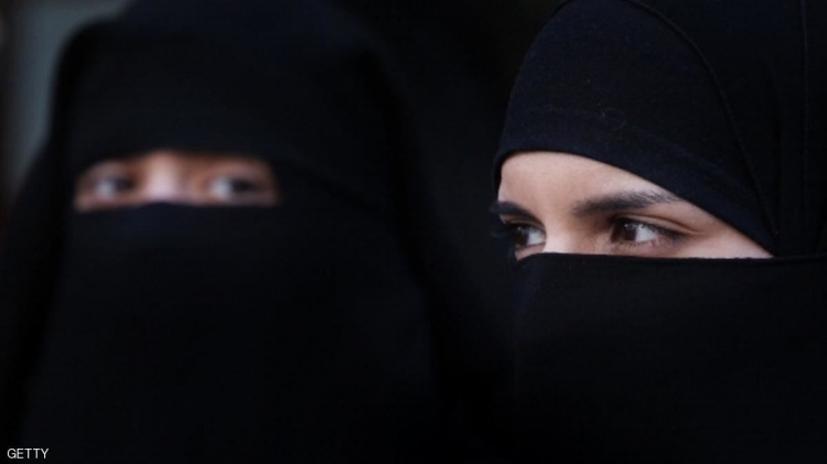 داعش يمنع ارتداء النقاب في شمال العراق